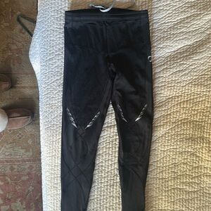 CW-X compression leggings